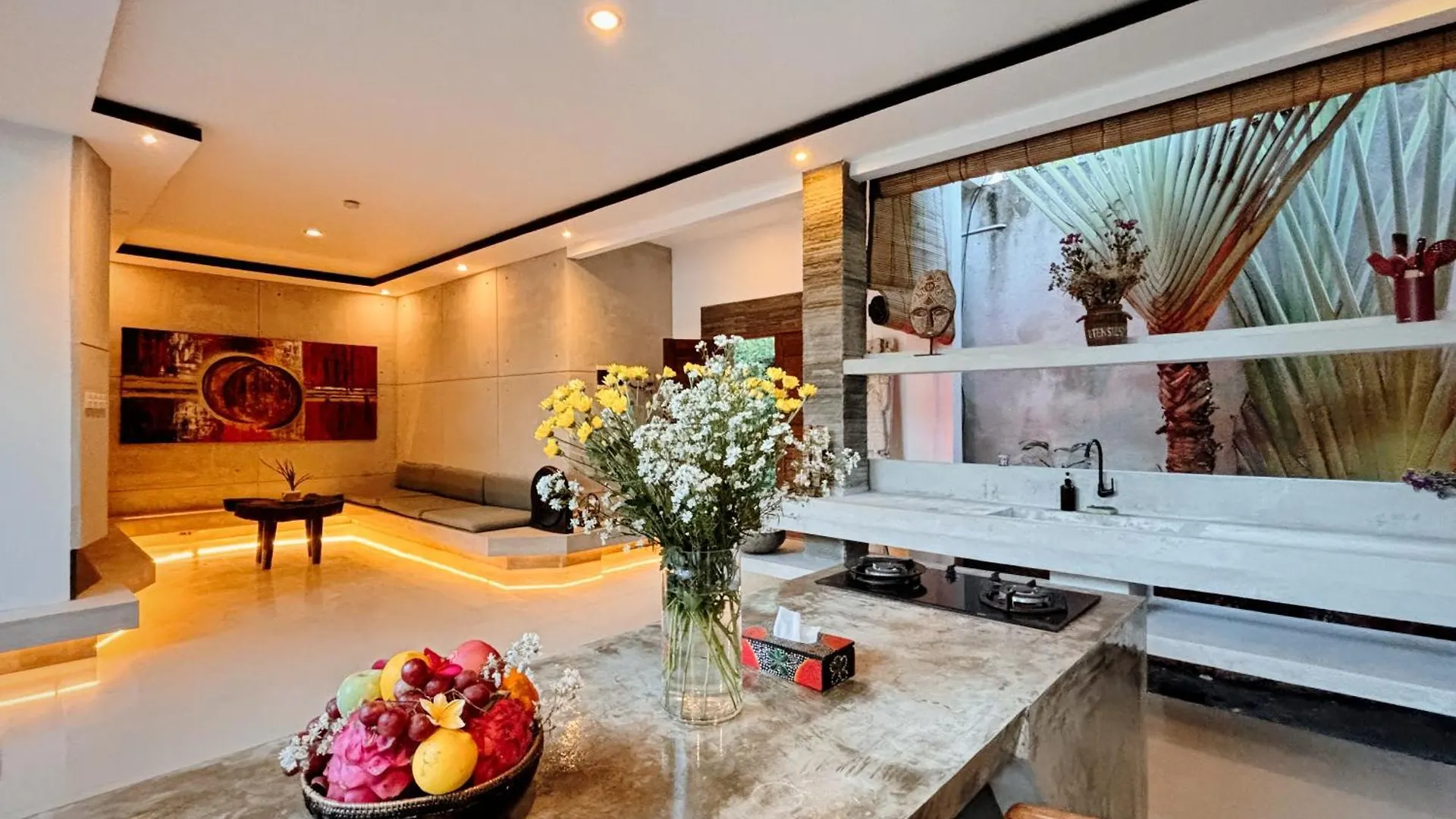 Modern 2 Bedroom Villa Seminyak Center. Seminyak (Bali)