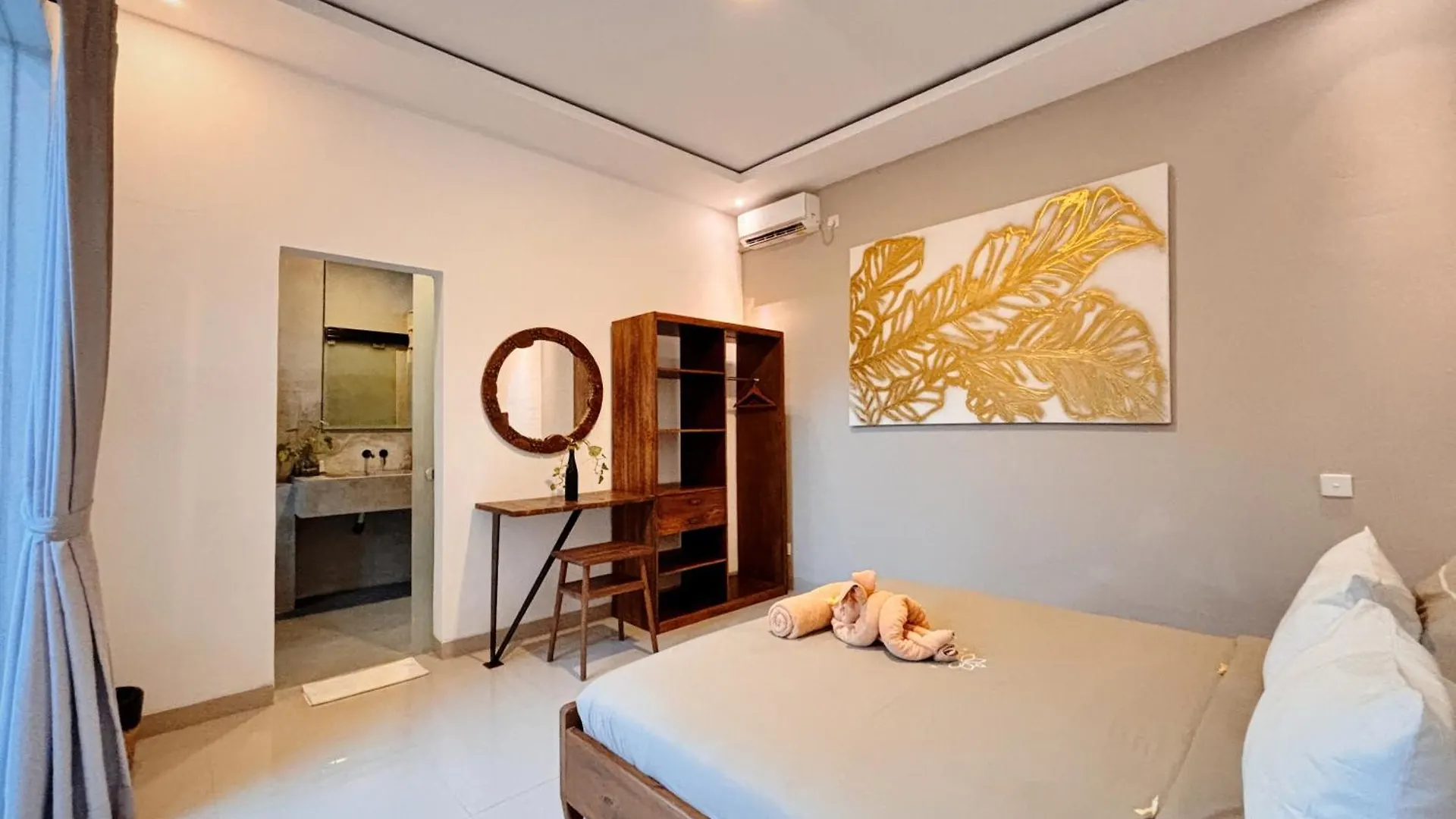Modern 2 Bedroom Villa Seminyak Center.